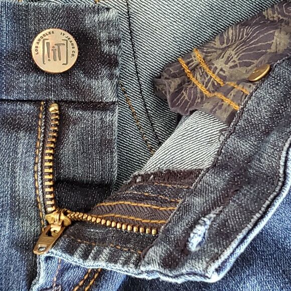 iT Jeans Womens Size 27 Diva Flared Low Rise Dark Wash Stretch 26x32 - Picture 7 of 12